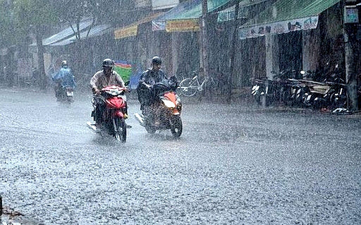 Cảnh báo mưa lớn cục bộ, sét và gió giật mạnh trên địa bàn tỉnh Thanh Hóa