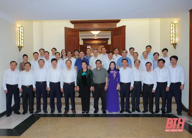 Bộ Chính trị duyệt phương án nhân sự và văn kiện Đại hội Đảng bộ tỉnh Thanh Hóa lần thứ XIX