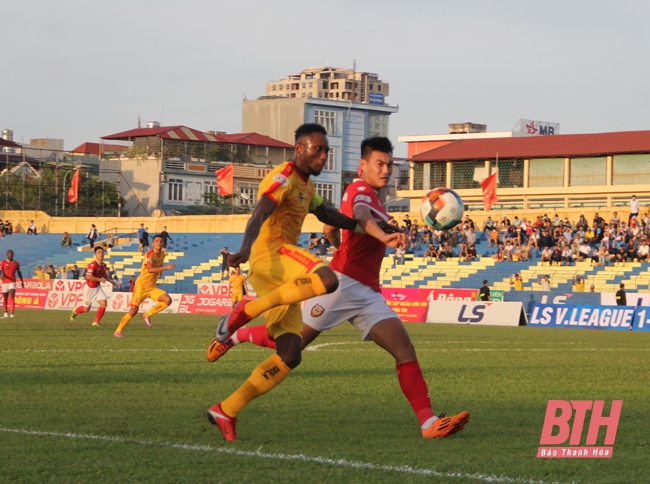 Vòng 12 LS V.League 2020: Thanh Hóa thua ngược đáng tiếc trên sân nhà