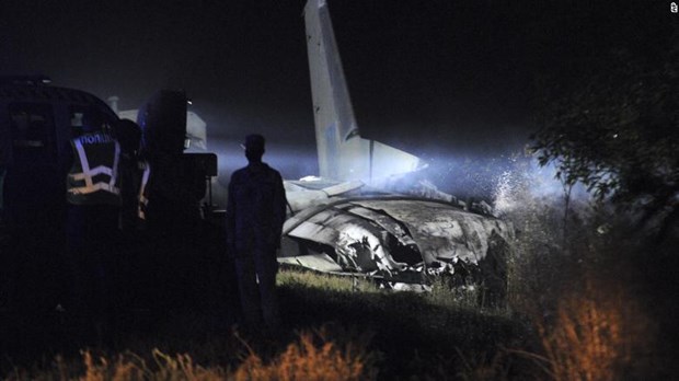 Tai nạn máy bay quân sự ở Ukraine, hàng chục người thương vong
