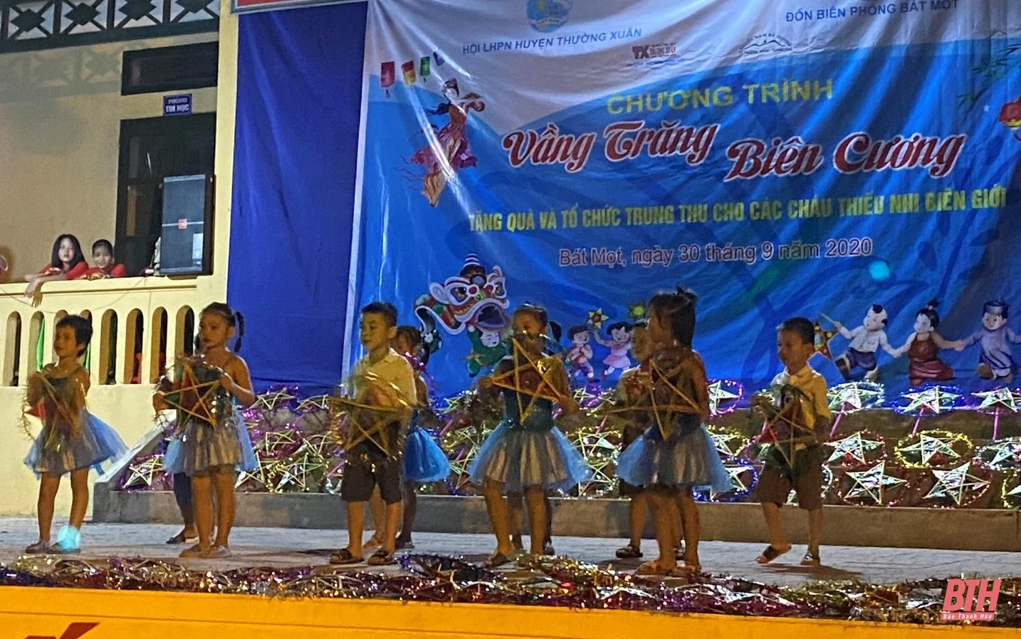 Chương trình “Vầng trăng biên cương” tại xã Bát Mọt