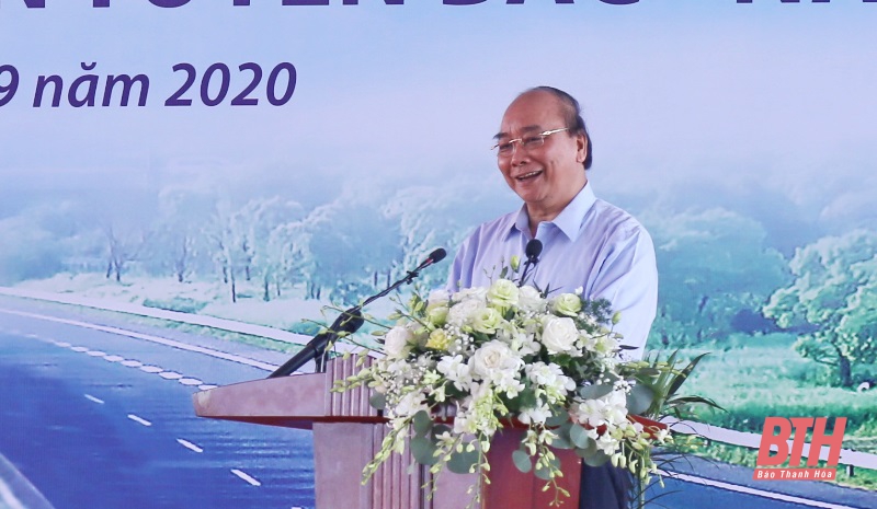 Thủ tướng Nguyễn Xuân Phúc phát lệnh khởi công Dự án cao tốc Mai Sơn - Quốc lộ 45
