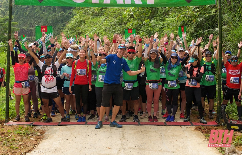 Hơn 1.000 VĐV trong nước, quốc tế tranh tài tại Giải Marathon băng rừng Việt Nam - Pù Luông năm 2020
