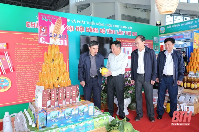 Khẩn trương hoàn thành công tác chuẩn bị tổ chức Hội chợ - Triển lãm thành tựu kinh tế - xã hội tỉnh Thanh Hóa