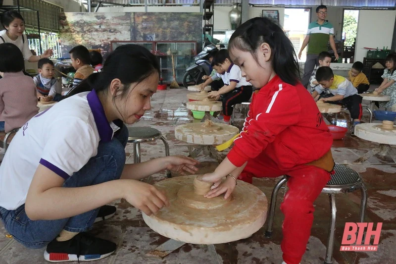 Gốm Tam Thọ - tinh hoa gốm cổ xứ Thanh