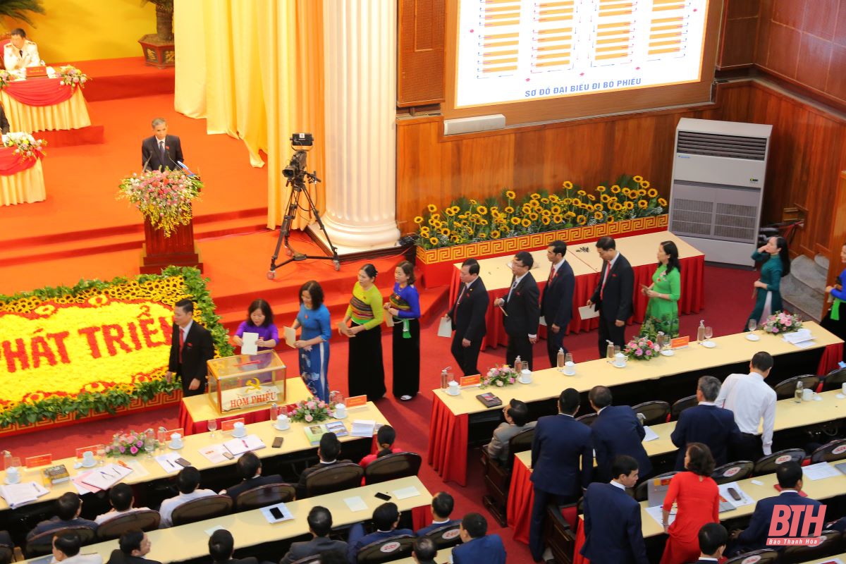 Đại hội đại biểu Đảng bộ tỉnh Thanh Hóa tiến hành bầu BCH Đảng bộ tỉnh khóa XIX, nhiệm kỳ 2020 - 2025