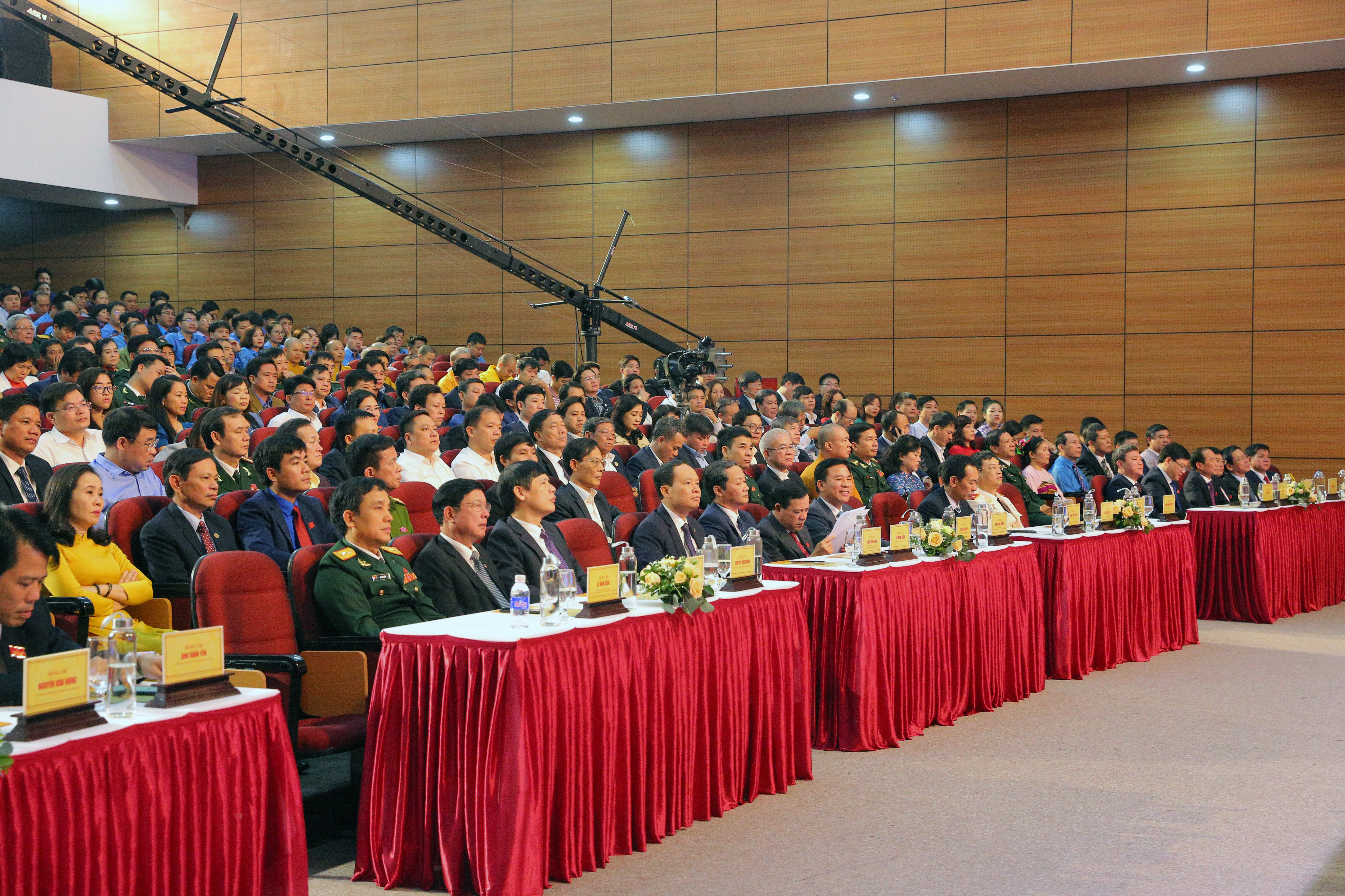 Chào mừng thành công Đại hội đại biểu Đảng bộ tỉnh Thanh Hóa lần thứ XIX