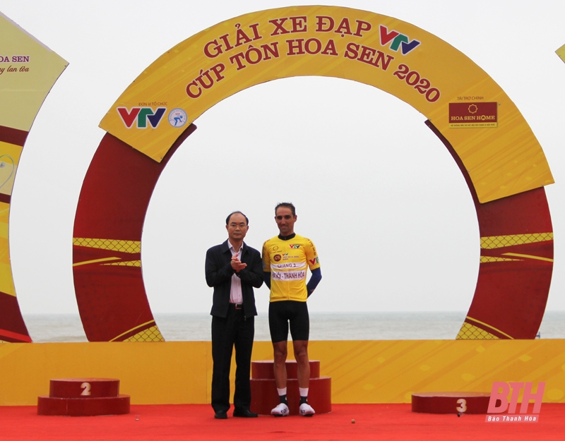 Giải đua xe đạp VTV - 2020: Nguyễn Dương Hồ Vũ về nhất chặng Hà Nam - Thanh Hóa