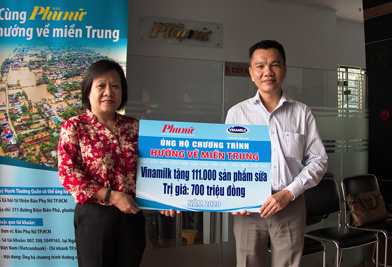 Vinamilk ủng hộ đồng bào lũ, lụt Miền Trung gần 4 tỷ đồng