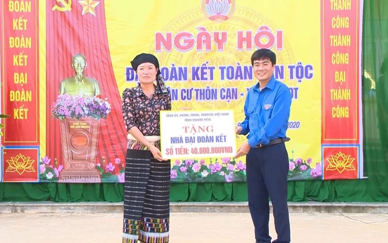 Bí thư Thường trực Trung ương Đoàn, Nguyễn Anh Tuấn, dự Ngày hội Đại đoàn kết toàn dân tại xã Bát Mọt (Thường Xuân)