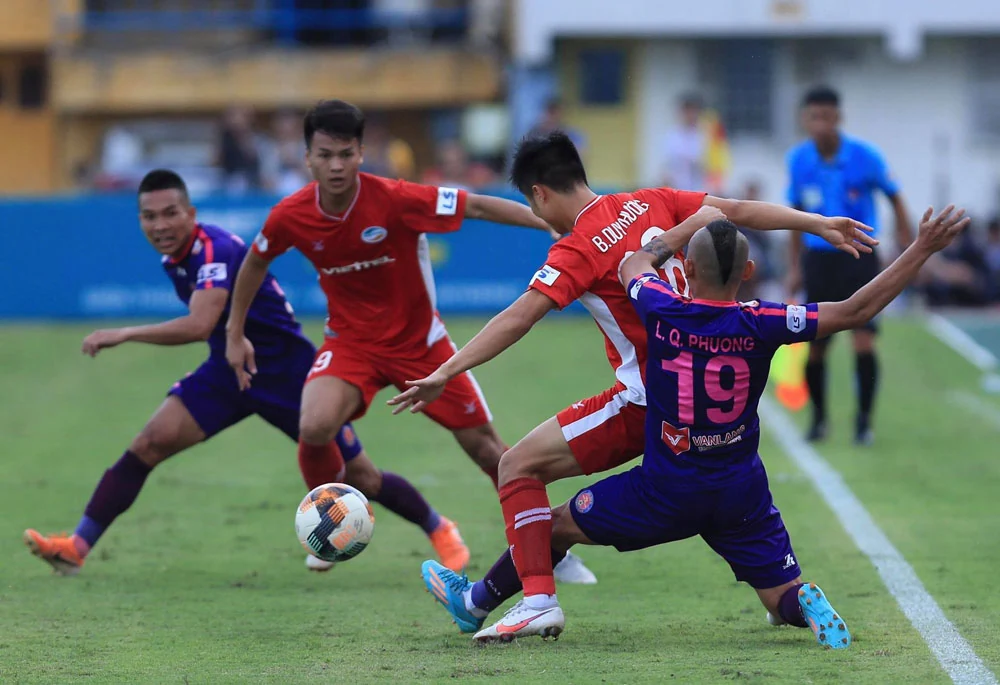 Cuộc đua tới ngôi vô địch LS V.League 2020 gay cấn tới phút chót