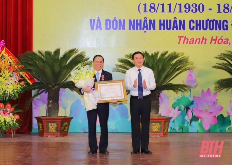 Kỷ niệm 90 năm Ngày thành lập Mặt trận Dân tộc thống nhất Việt Nam và đón nhận Huân chương Độc lập hạng Nhất