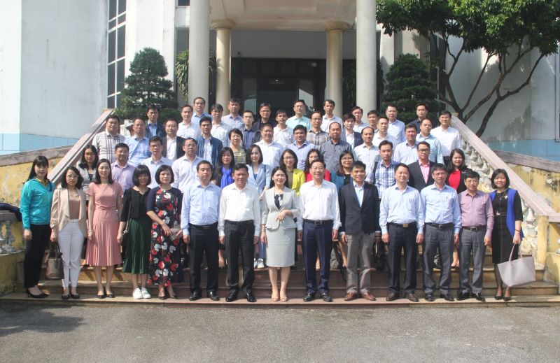 Phó Chủ tịch UBND tỉnh Nguyễn Văn Thi tiếp và làm việc với Lớp bồi dưỡng lãnh đạo, quản lý của các bộ, ngành Trung ương