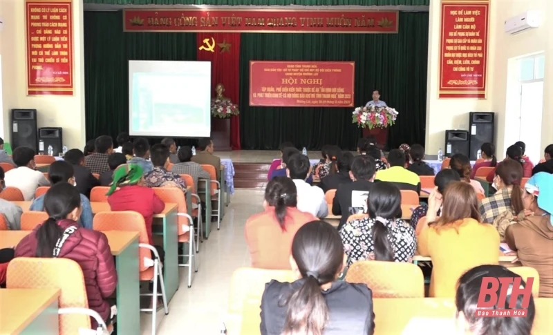 Nâng cao kiến thức cho đồng bào dân tộc Khơ Mú, huyện Mường Lát