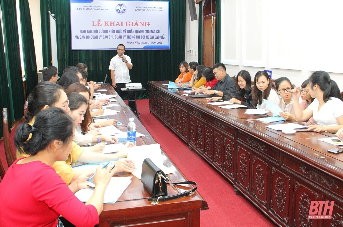 Bồi dưỡng kiến thức về nhân quyền cho báo chí và cán bộ quản lý báo chí, quản lý thông tin đối ngoại