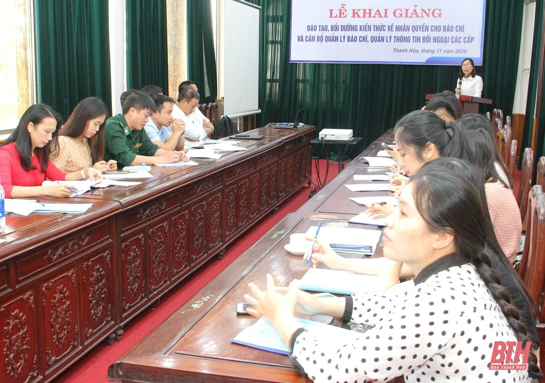 Bồi dưỡng kiến thức về nhân quyền cho báo chí và cán bộ quản lý báo chí, quản lý thông tin đối ngoại