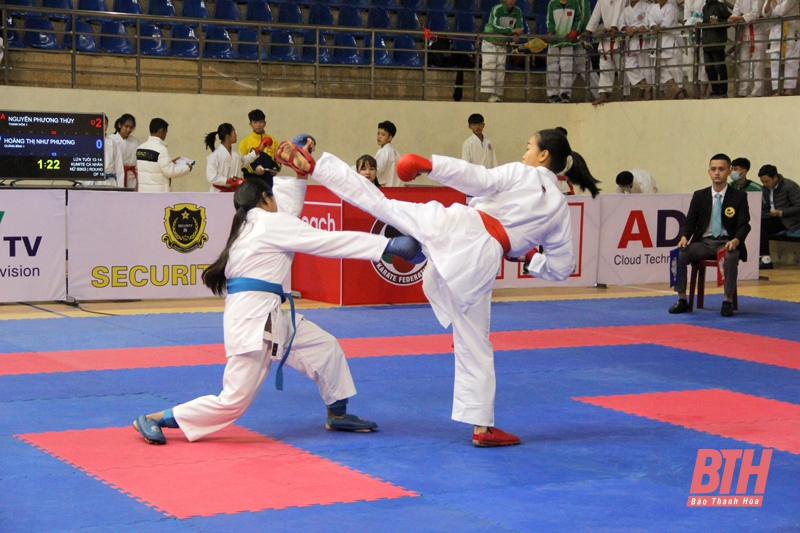 Khởi tranh Giải vô địch các CLB karate Thanh Hóa mở rộng 2020