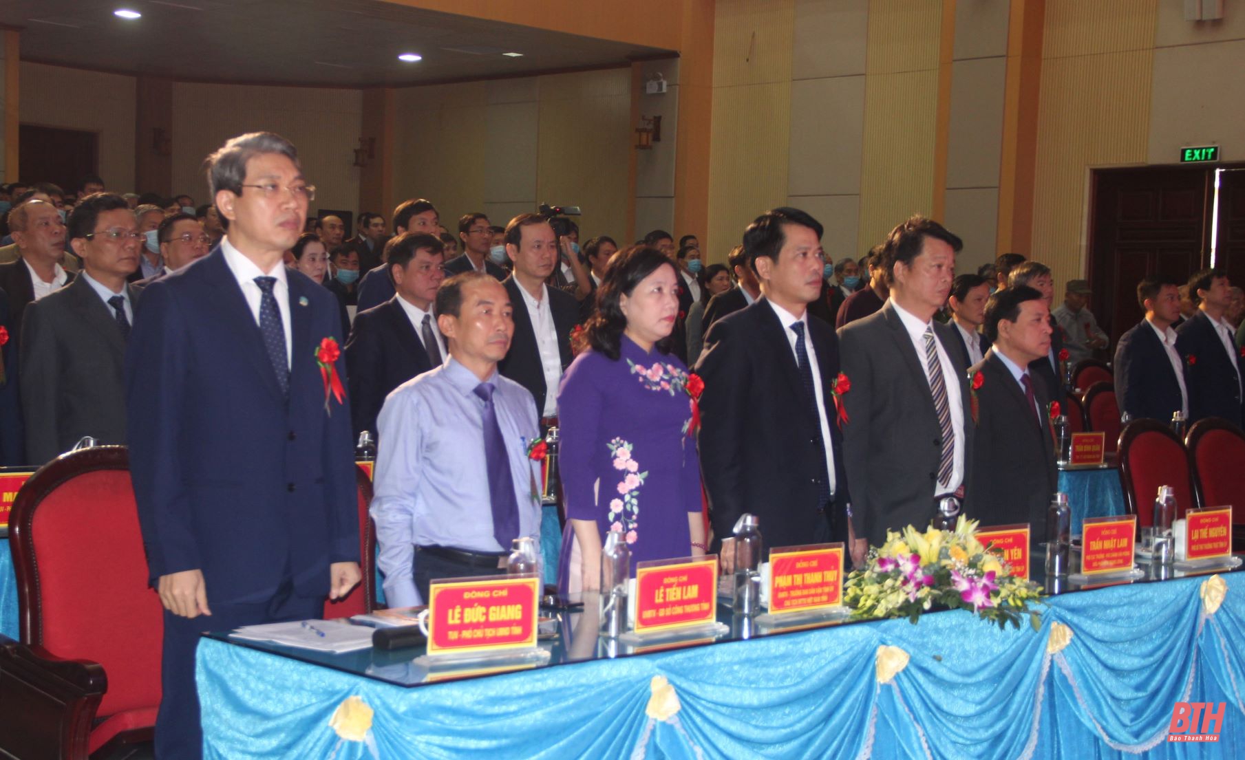Công bố huyện Nga Sơn đạt chuẩn Nông thôn mới và đón nhận Huân chương Lao động hạng ba
