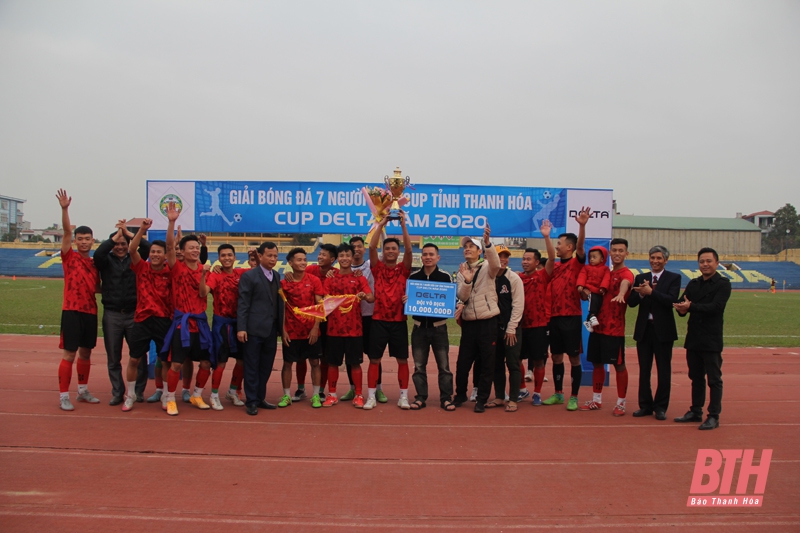 Đội PTSC Thanh Hóa giành siêu cúp bóng đá 7 người Thanh Hóa 2020