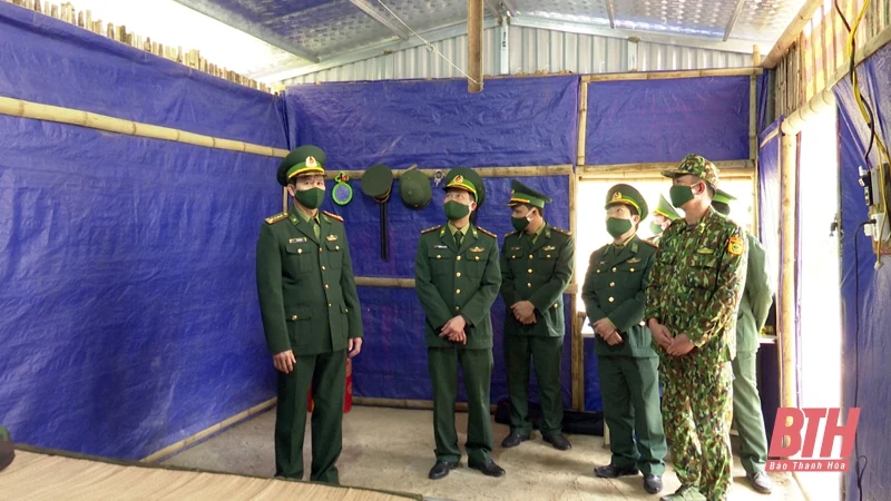 Kiểm tra công tác phòng, chống dịch COVID-19 tại huyện Mường Lát