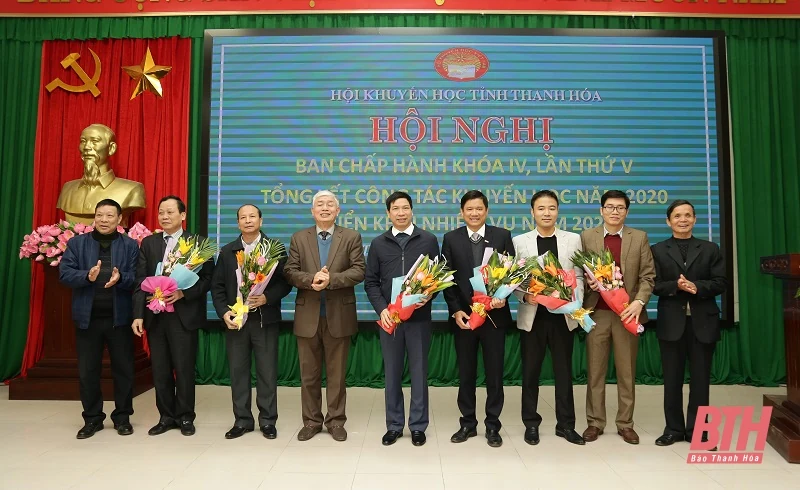 Đẩy mạnh phong trào khuyến học, khuyến tài, xây dựng xã hội học tập