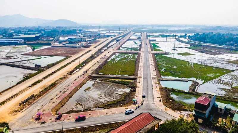 Đại lộ Đông Tây - con đường huyết mạch