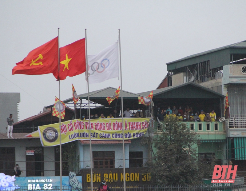 Hàng công tỏa sáng, Đông Á Thanh Hóa thắng đậm Nam Định