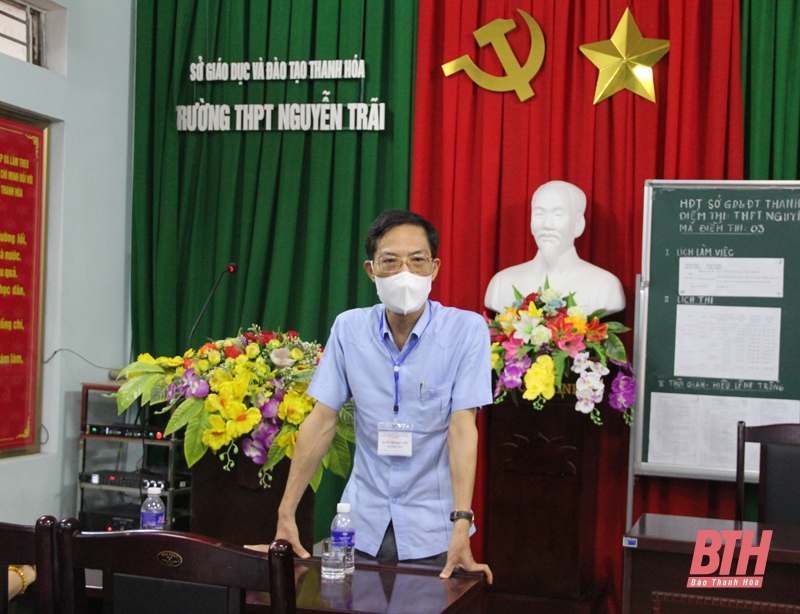 Phó Chủ tịch UBND tỉnh Đầu Thanh Tùng kiểm tra công tác tổ chức Kỳ thi tốt nghiệp THPT năm 2021 tại TP Thanh Hóa