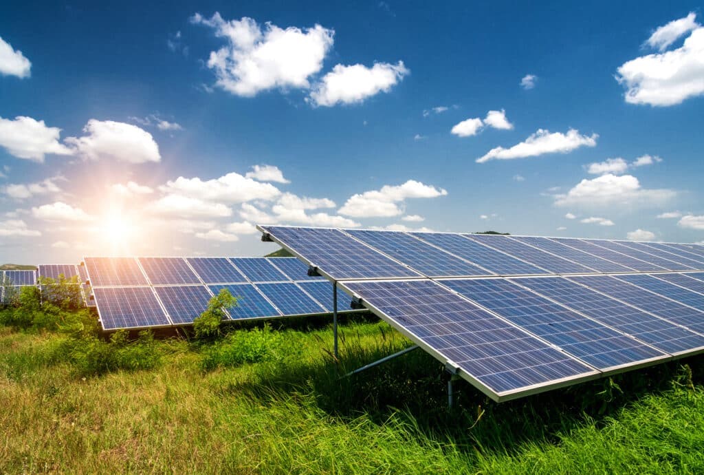 Bạn cần biết: Pin lưu trữ năng lượng mặt trời là gì?