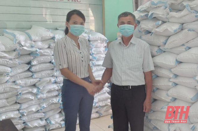 Một nông dân ủng hộ 2 tấn gạo giúp TP Hồ Chí Minh chống dịch