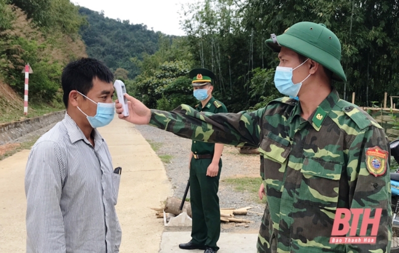 Huyện Quan Sơn ngăn chặn 17 đối tượng vượt biên trái phép