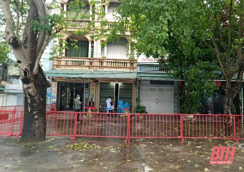 Phong toả tạm thời cụm dân cư đường Nguyễn Chí Thanh, TP Thanh Hóa để phòng, chống dịch COVID -19