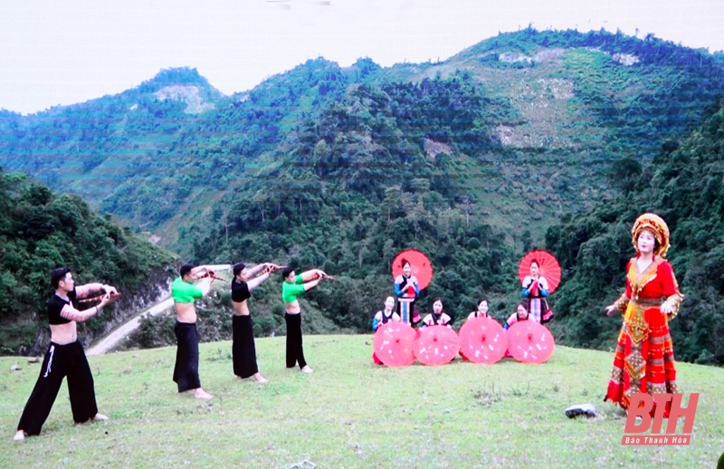 Tổng kết Lễ hội văn hóa “Hương sắc vùng cao ” và Liên hoan trình diễn trang phục truyền thống các dân tộc thiểu số tỉnh Thanh Hóa