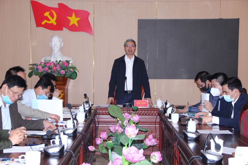 Phó Chủ tịch UBND tỉnh Lê Đức Giang chỉ đạo tháo gỡ vướng mắc cho Dự án Hệ thống tiêu úng Đông Sơn