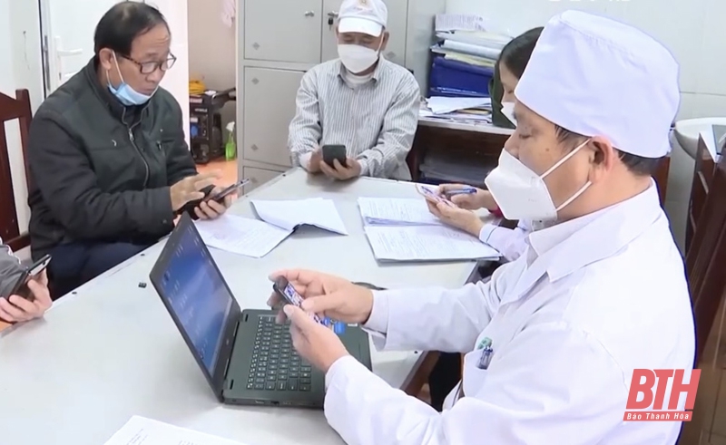 Huyện Quảng Xương thành lập tổ tư vấn, chăm sóc sức khỏe người mắc COVID-19 điều trị tại nhà