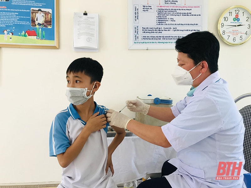 Thanh Hóa:hơn 7.600 trẻ từ 5 đến dưới 12 tuổi đã được tiêm mũi 1 vắc xin phòng COVID-19