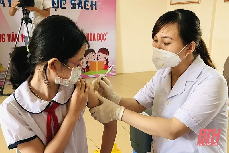 Thanh Hóa:hơn 7.600 trẻ từ 5 đến dưới 12 tuổi đã được tiêm mũi 1 vắc xin phòng COVID-19