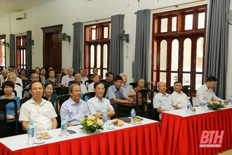Thanh Hóa: Gặp mặt Kỷ niệm 77 năm Ngày truyền thống Văn phòng hành chính Nhà nước