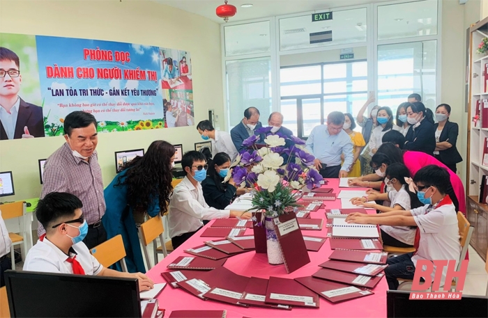 Trung tâm giáo dục - dạy nghề cho người mù tỉnh Thanh Hóa nỗ lực vì trẻ em mù