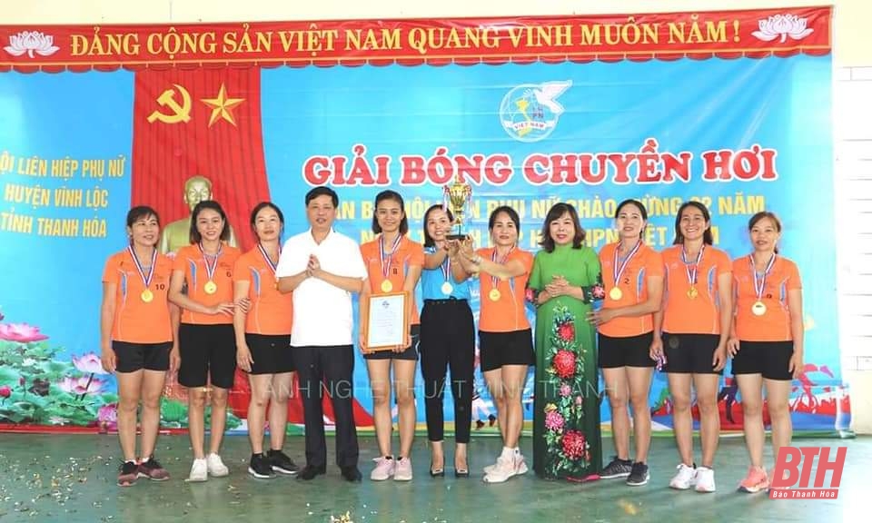 Hội LHPN huyện Vĩnh Lộc tổ chức giải bóng chuyền hơi nữ năm 2022