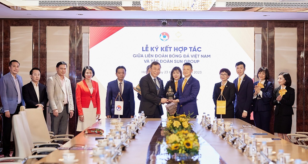 Tập đoàn Sun Group hợp tác với VFF cùng phát triển bóng đá Việt Nam