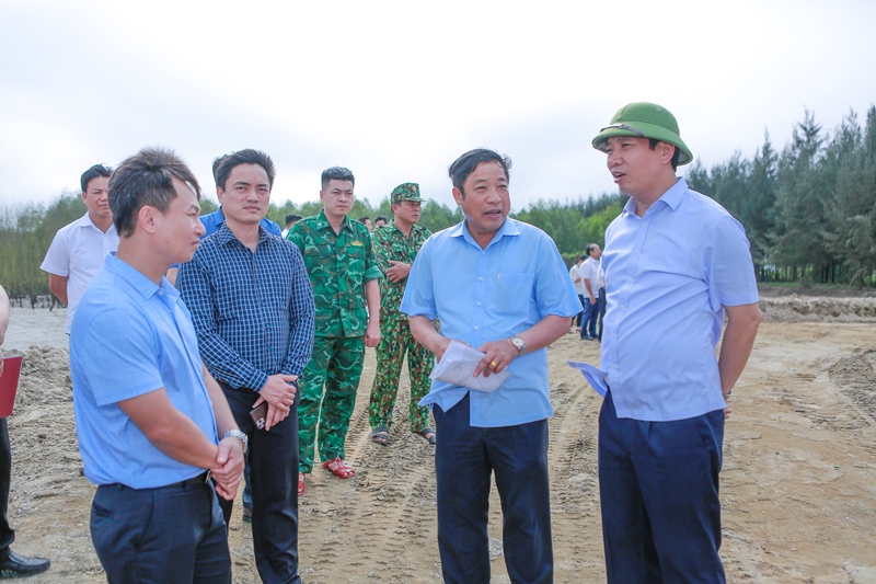 Giải quyết khó khăn, vướng mắc thực hiện các công trình, dự án nằm ngoài tuyến đê biển huyện Hoằng Hóa
