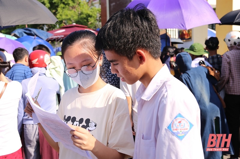 Kỳ thi tuyển sinh vào lớp 10 Trường THPT Chuyên Lam Sơn kết thúc an toàn, nghiêm túc, đúng quy chế