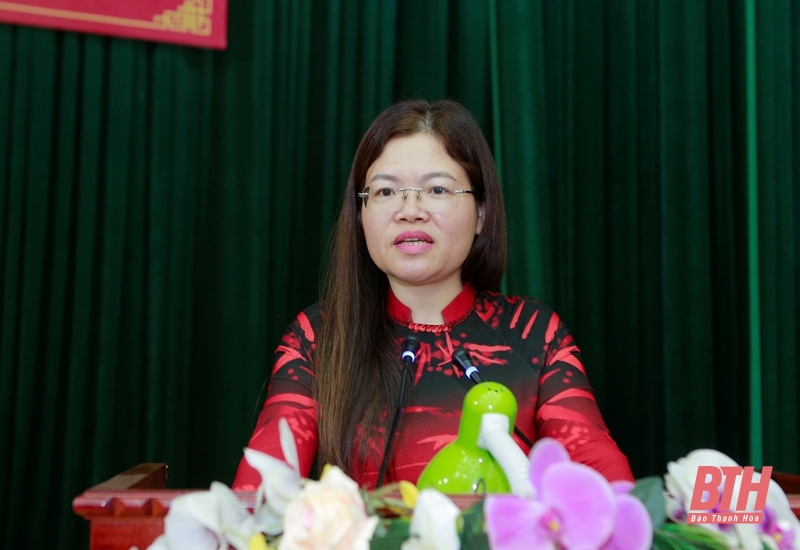 Đoàn cán bộ, phóng viên các cơ quan báo chí đi thực tế, tìm hiểu tình hình phát triển kinh tế - xã hội tại huyện Như Xuân