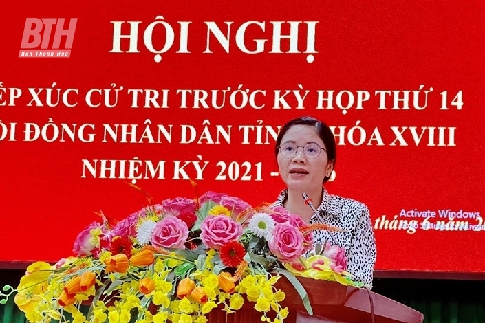 Phó Chủ tịch Thường trực UBND tỉnh Nguyễn Văn Thi và các đại biểu HĐND tỉnh tiếp xúc cử tri huyện Hà Trung