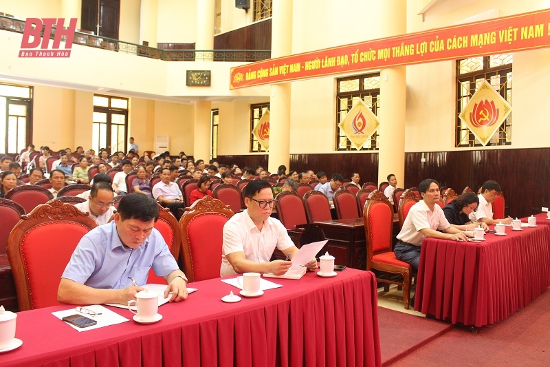 Đại biểu HĐND tỉnh tiếp xúc cử tri huyện Bá Thước