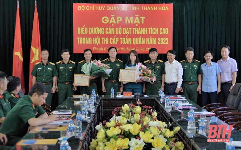 Bộ CHQS tỉnh Thanh Hóa biểu dương cán bộ đạt thành tích cao trong hội thi cấp toàn quân năm 2023