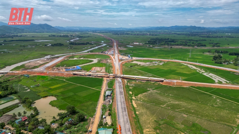 Cận cảnh cao tốc QL45 - Nghi Sơn trước ngày thông xe