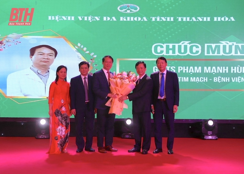 Hội nghị khoa học thường niên Bệnh viện Đa khoa tỉnh Thanh Hoá