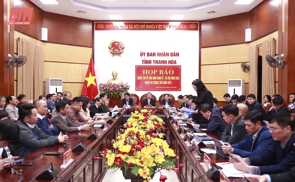 UBND tỉnh Thanh Hóa họp báo thường kỳ Quý IV, năm 2023